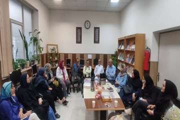 دور همی کتاب خوانی 